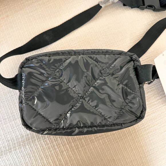 ATHLETA All About Shine Quilted Crossbody Belt Bag - Picture 7 of 12
